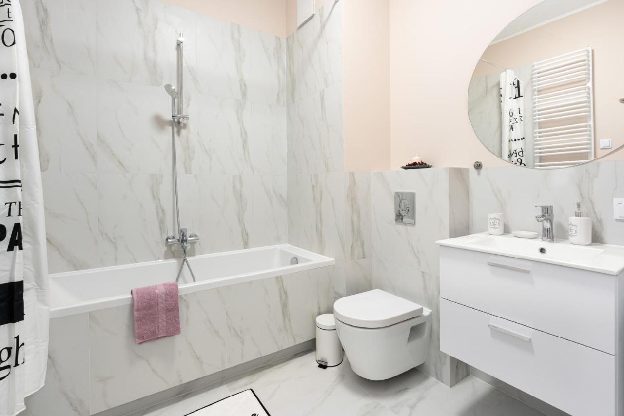 Superapart Aignera Apt 4, Family Friendly Oasis Warschau Exterior foto